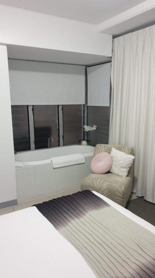 1213/146 Sooning Street, Nelly Bay, Magnetic Island. Qld 4819. One Bright Point. Apartment Exterior photo
